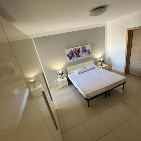 En-suite With Private Balcony Alloggio in famiglia *